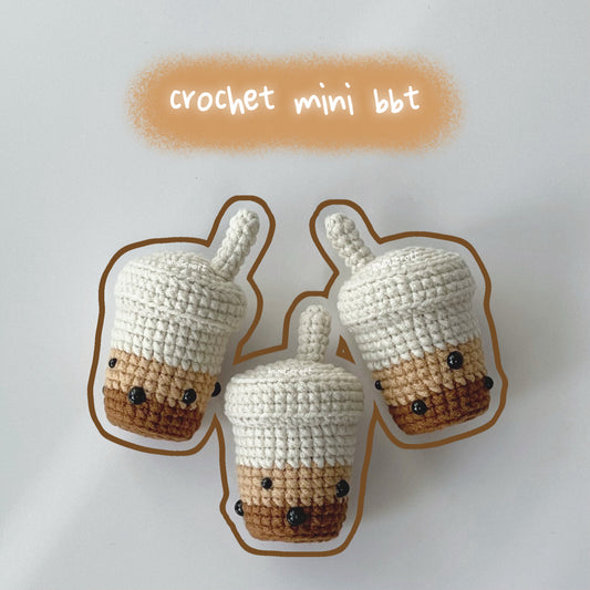 crochet mini bubble tea keychain