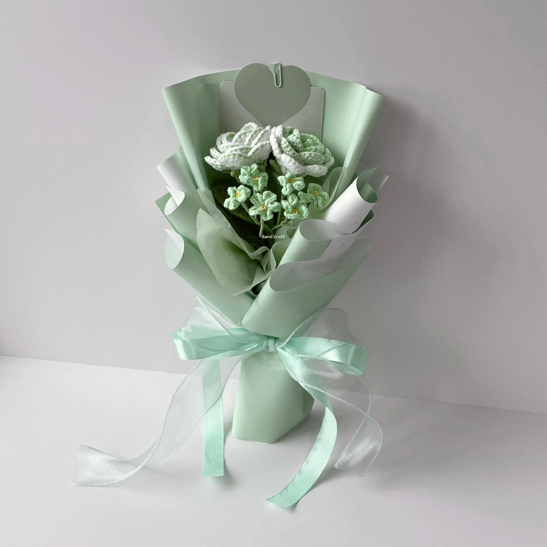 handicroft crochet flower bouquet trio of joy in green