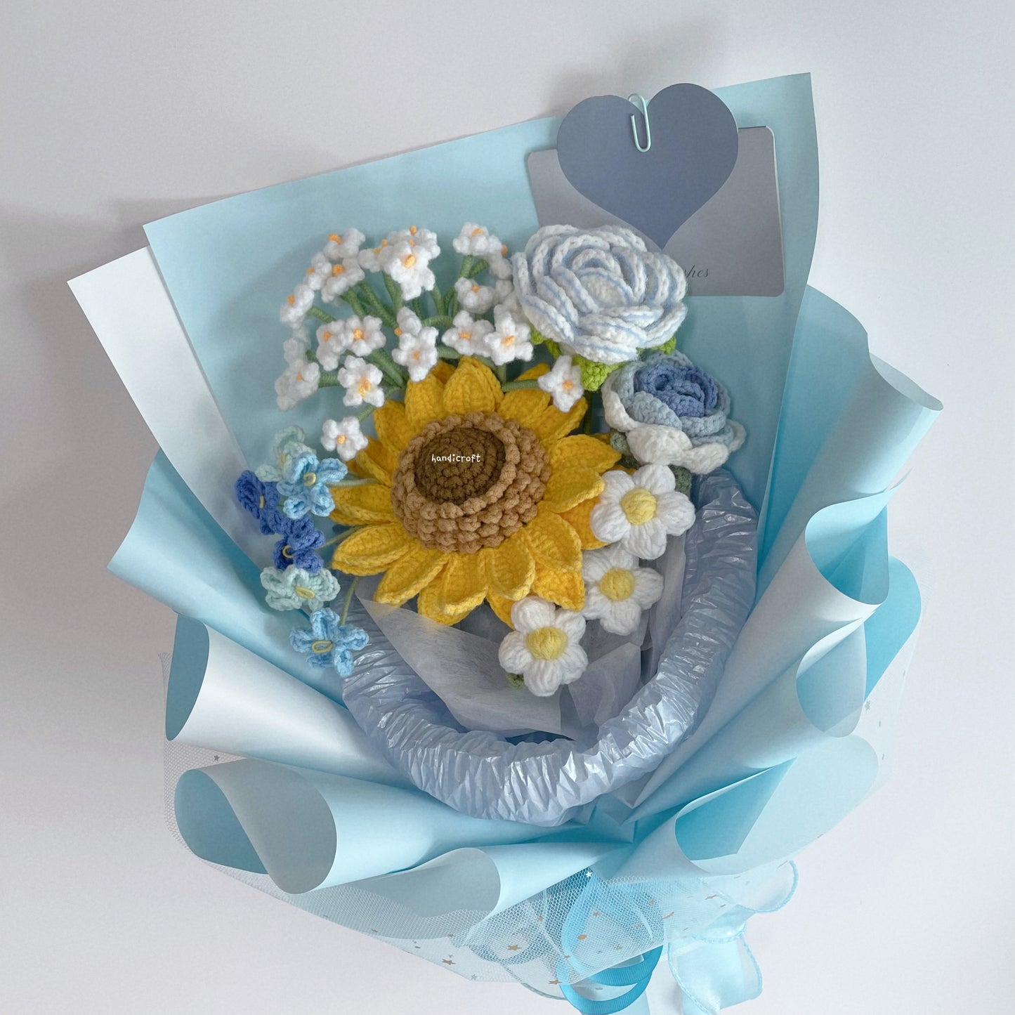 handicroft crochet jumbo sunflower flower bouquet sunshine & bliss in blue