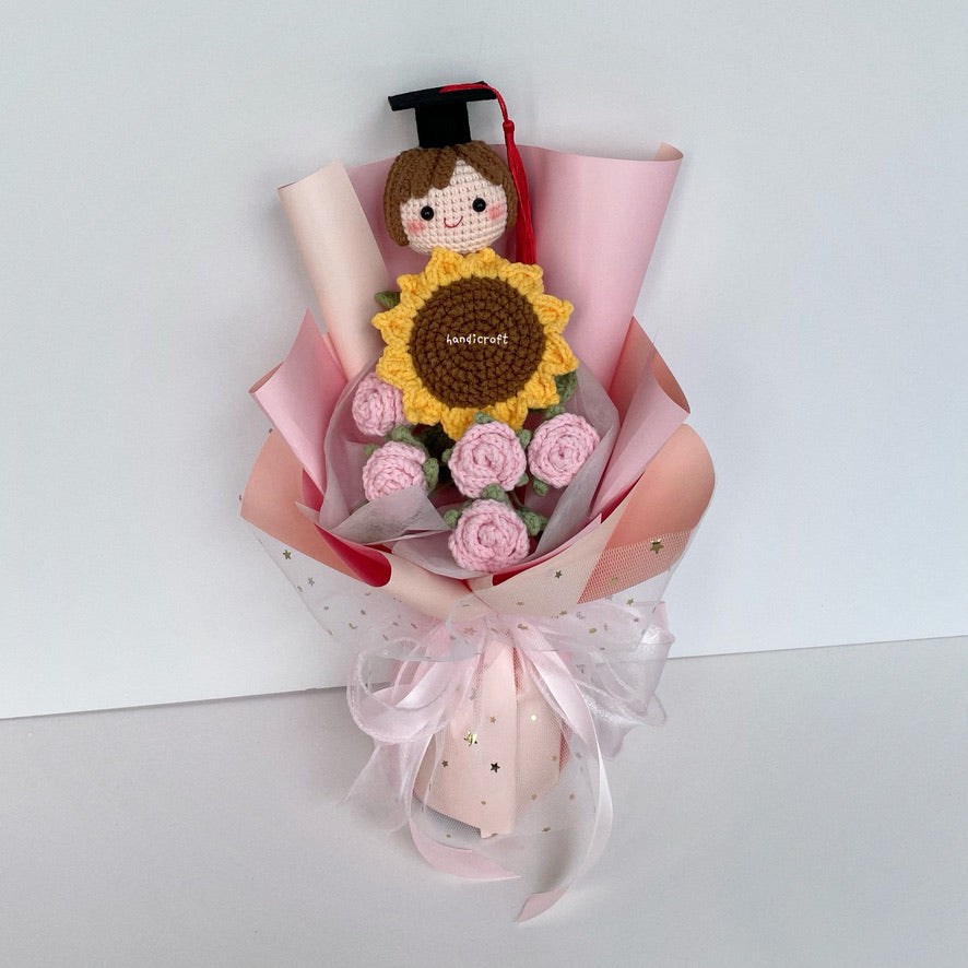 handicroft graduation flower bouquet grad & bloom light pink with sunflower