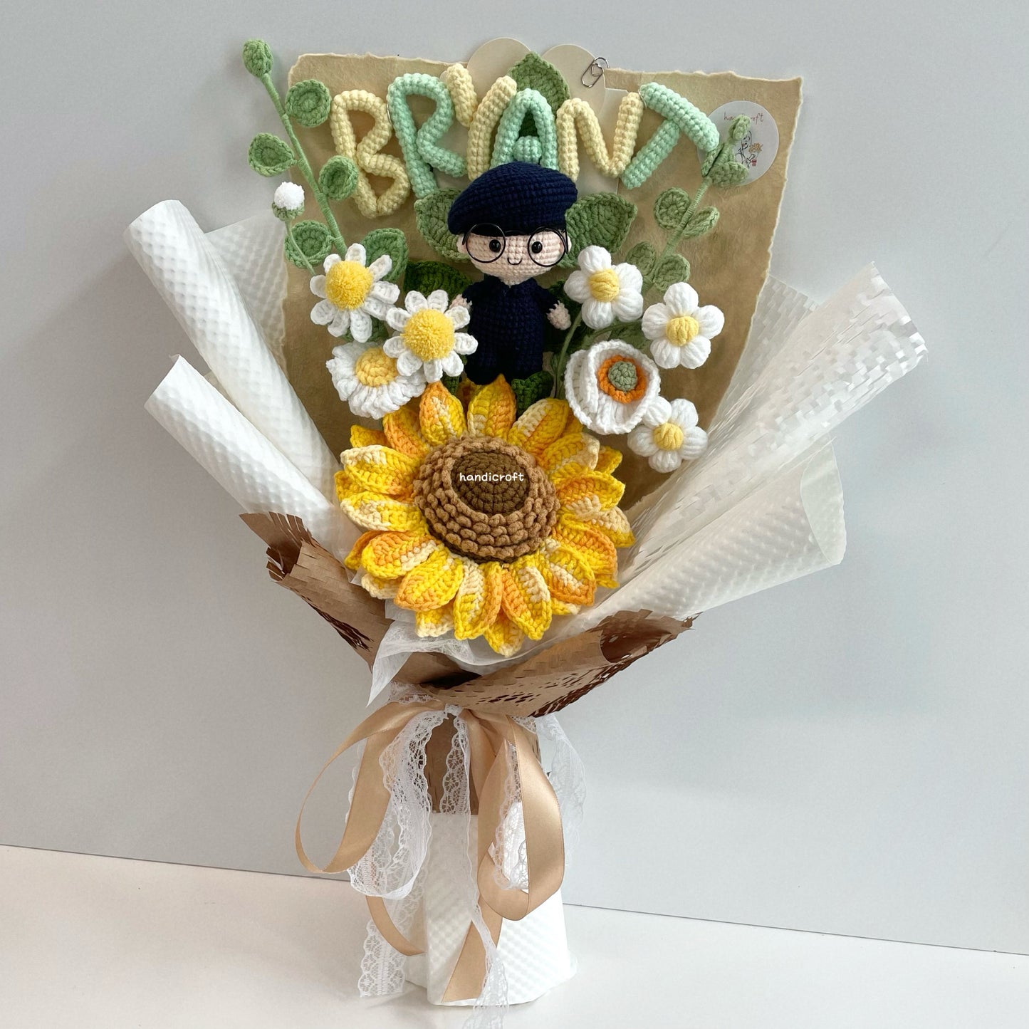 handicroft handmade crochet army soldier series SCDF SPF flower bouquet sunshine in courage