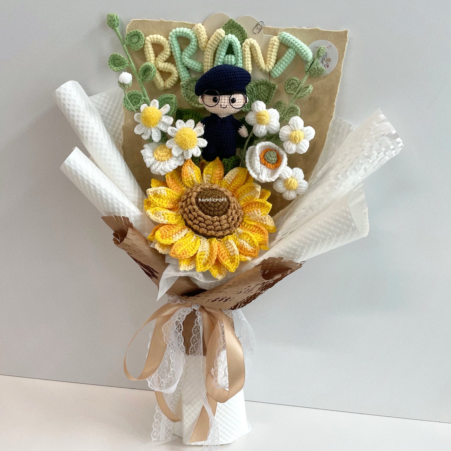 handicroft handmade crochet army soldier series SCDF SPF flower bouquet sunshine in courage