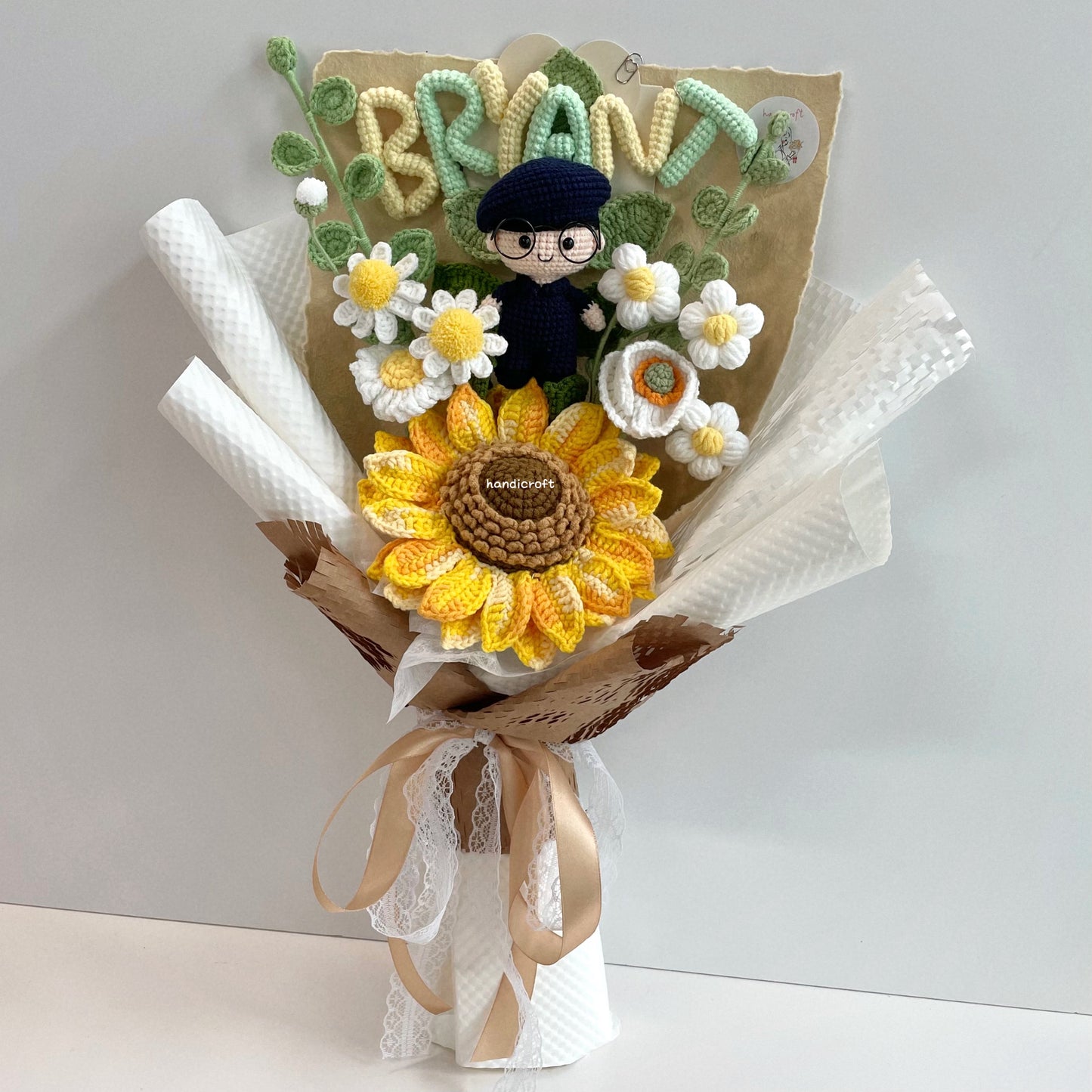 handicroft handmade crochet army soldier series SCDF SPF flower bouquet sunshine in courage