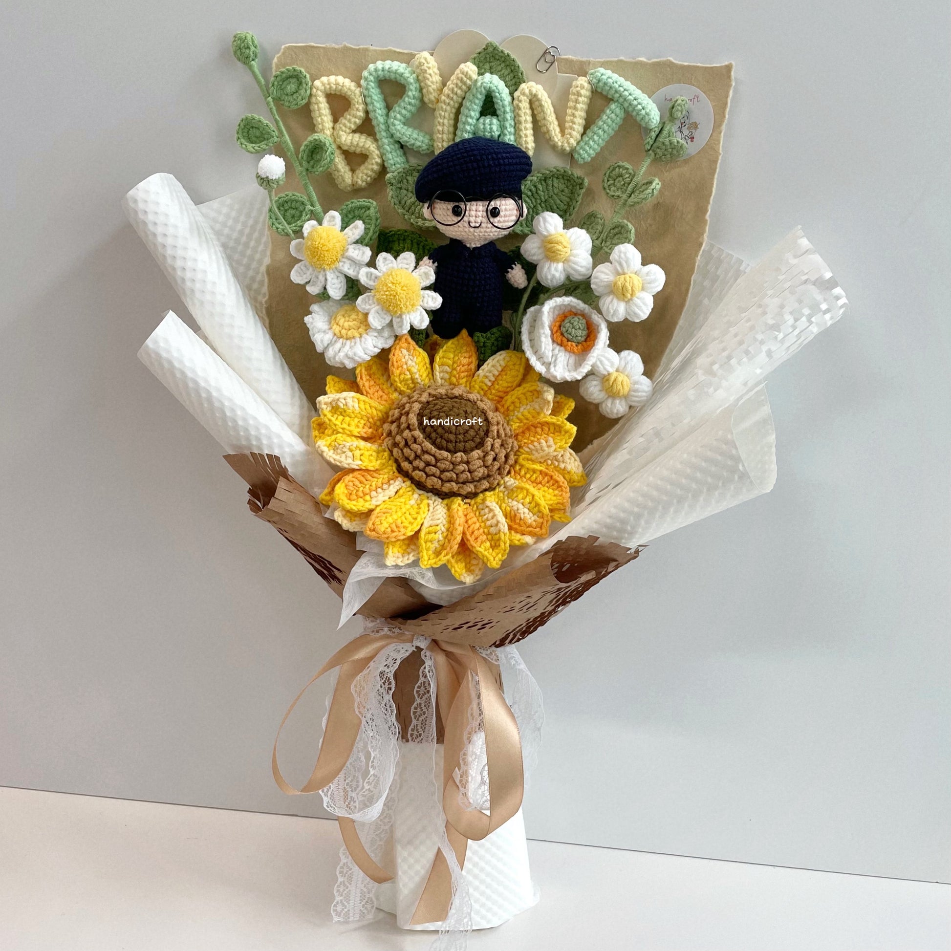 handicroft handmade crochet army soldier series SCDF SPF flower bouquet sunshine in courage