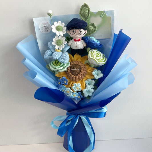 handicroft handmade crochet army soldier series flower bouquet ORD beyond the beret navy blue beret