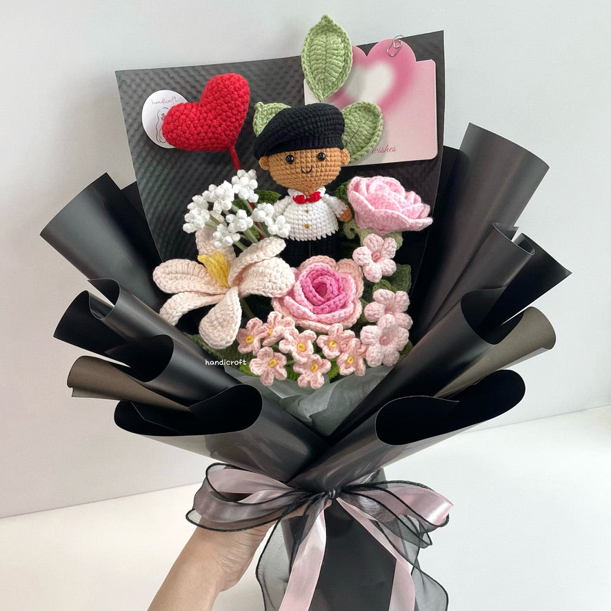 handicroft handmade crochet army soldier series flower bouquet ORD mission: blush black beret skin shade #2