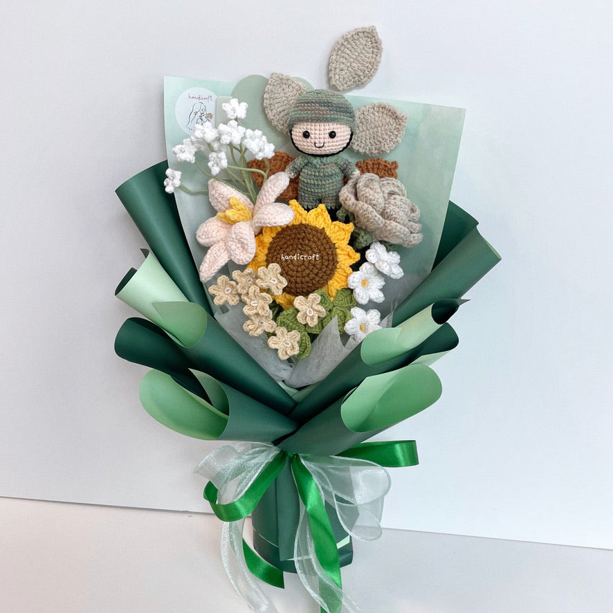handicroft handmade crochet army soldier series flower bouquet POP blooming in duty milk tea flowers green wrapping
