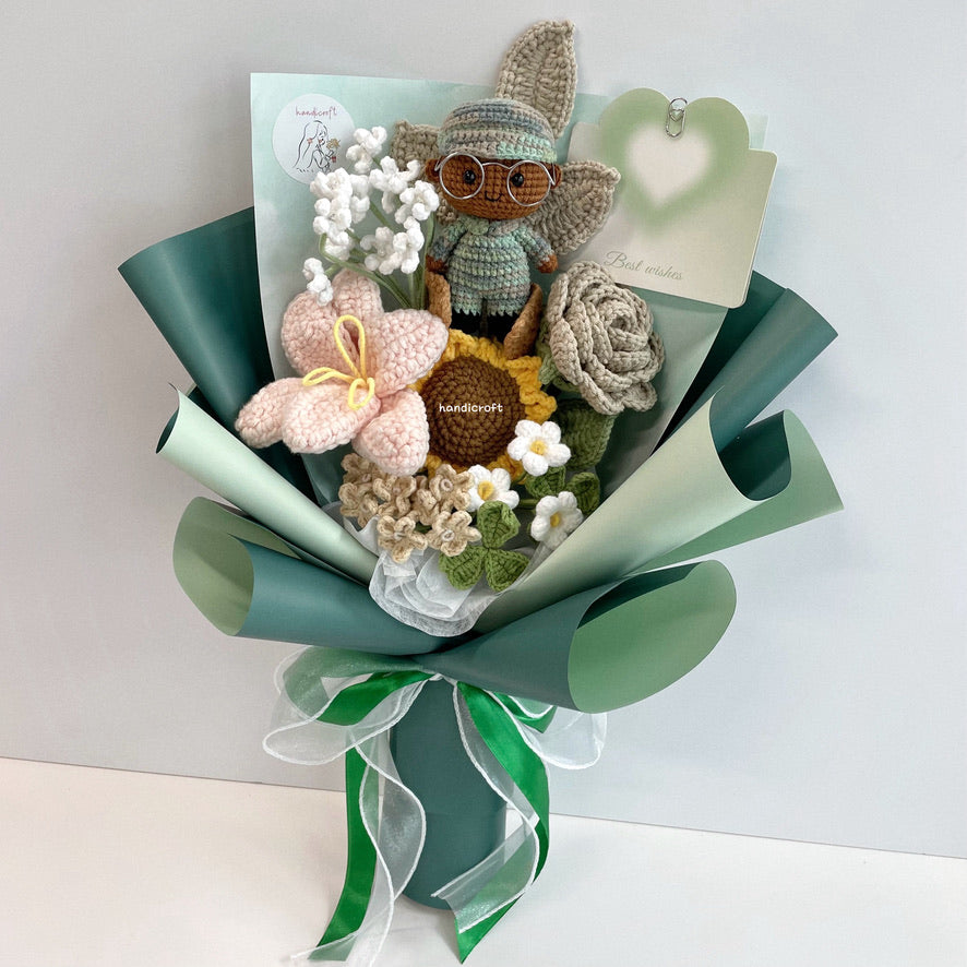 handicroft handmade crochet army soldier series flower bouquet POP blooming in duty skin shade #3 milk tea flowers green wrapping