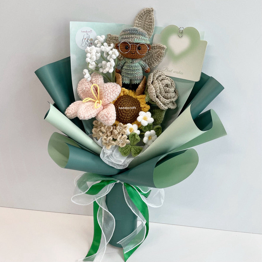 handicroft handmade crochet army soldier series flower bouquet POP blooming in duty skin shade #3 milk tea flowers green wrapping