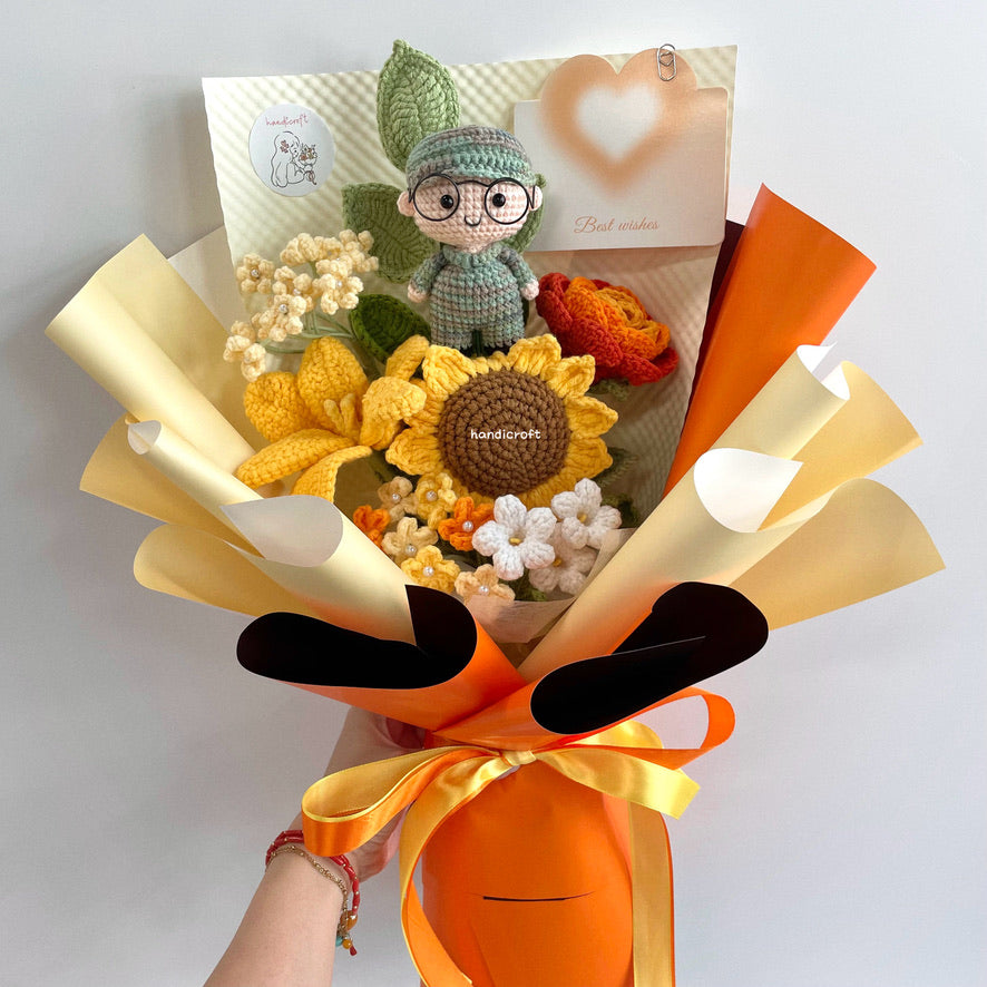 handicroft handmade crochet army soldier series flower bouquet POP blooming in duty yellow orange
