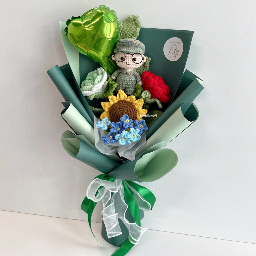 handicroft handmade crochet army soldier series flower bouquet POP honour in bloom green