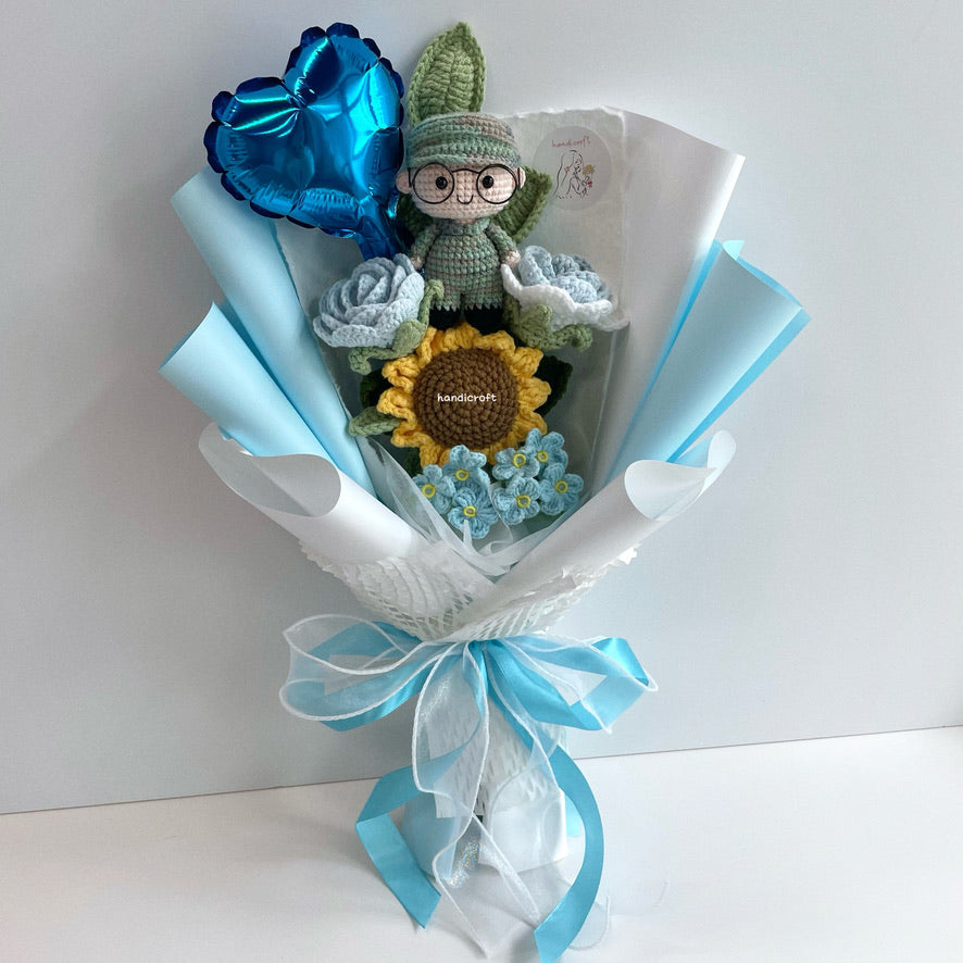 handicroft handmade crochet army soldier series flower bouquet POP honour in bloom pastel edition blue & white