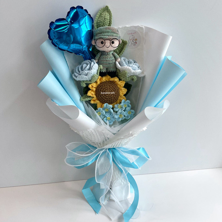 handicroft handmade crochet army soldier series flower bouquet POP honour in bloom pastel edition blue & white