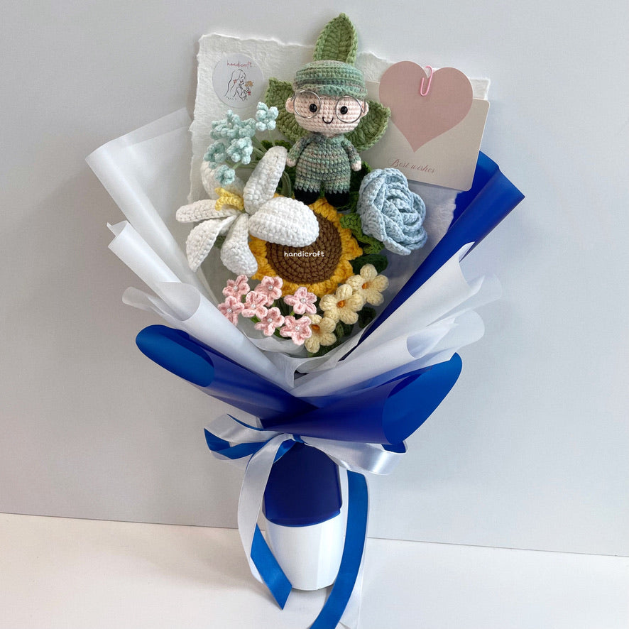 handicroft handmade crochet army soldier series flower bouquet POP pastel oath of honour