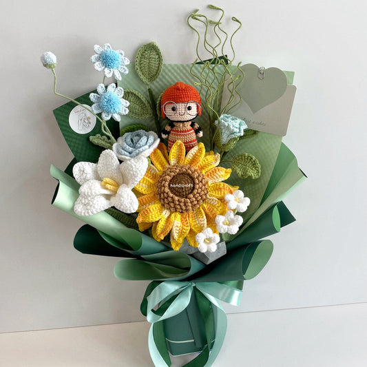 handicroft handmade crochet army soldier series flower bouquet SCDF firefighter suit into the forest: responder