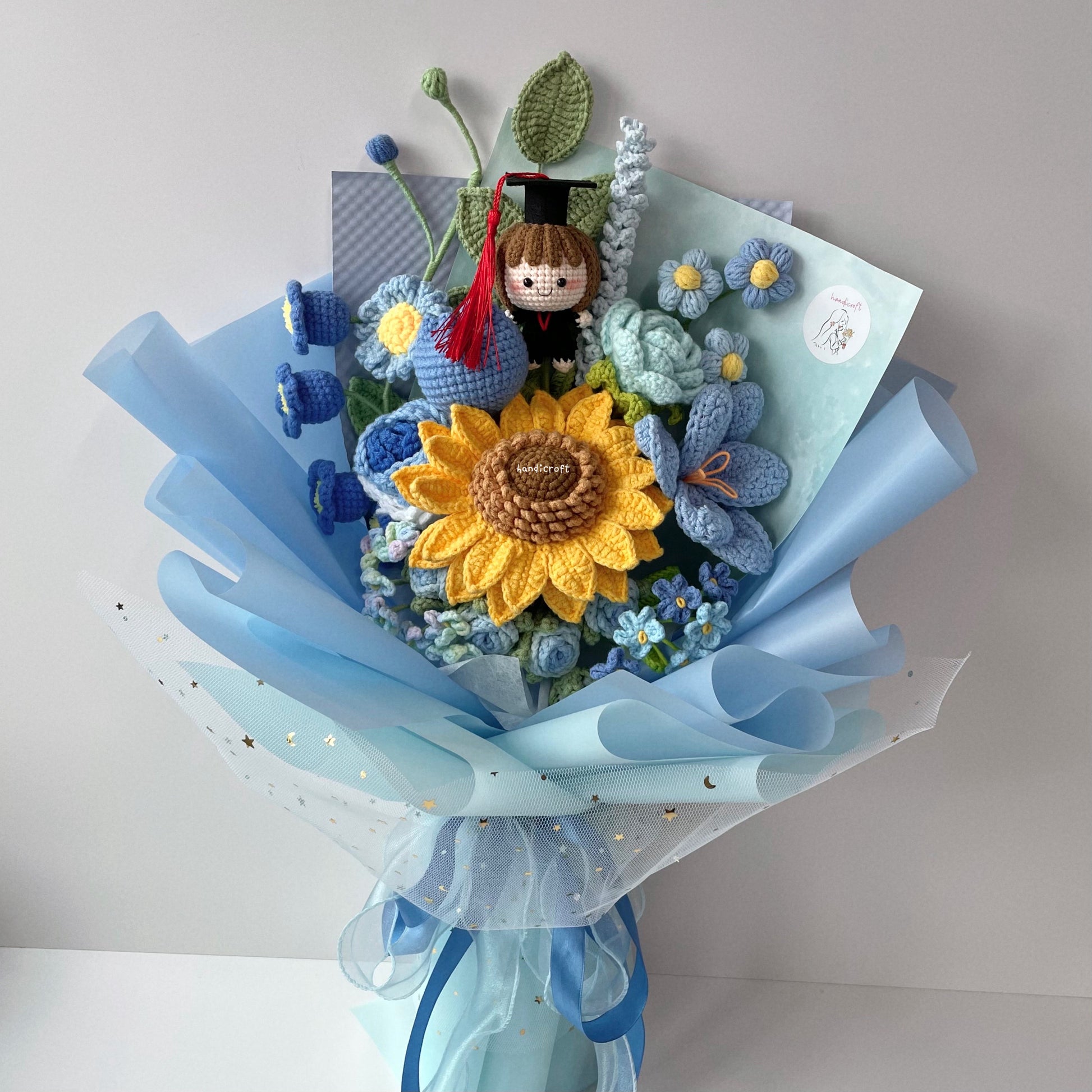 handicroft handmade crochet blue graduation flower bouquet waves & wind