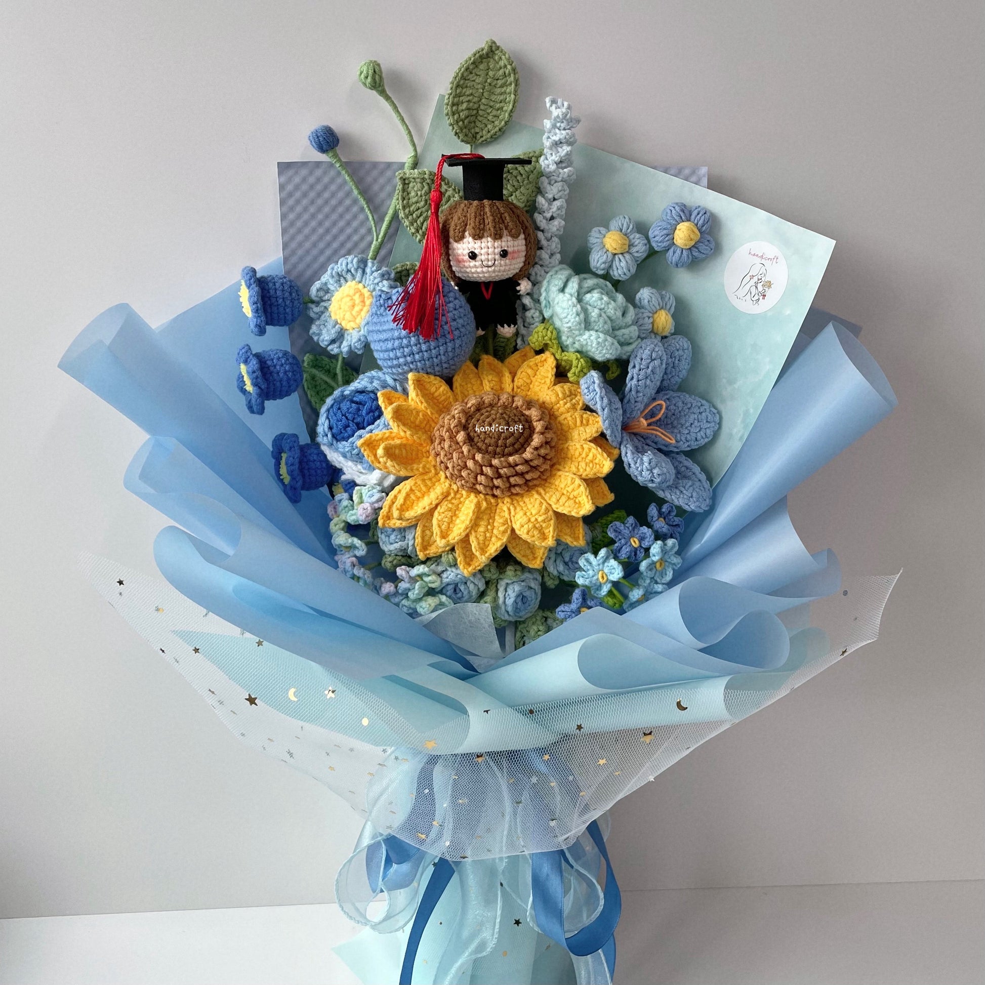 handicroft handmade crochet blue graduation flower bouquet waves & wind