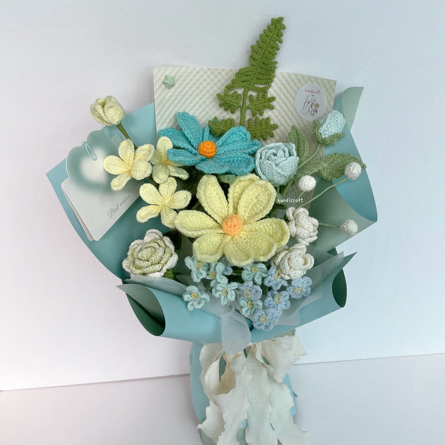 handicroft handmade crochet blue & green flower bouquet wind & bloom