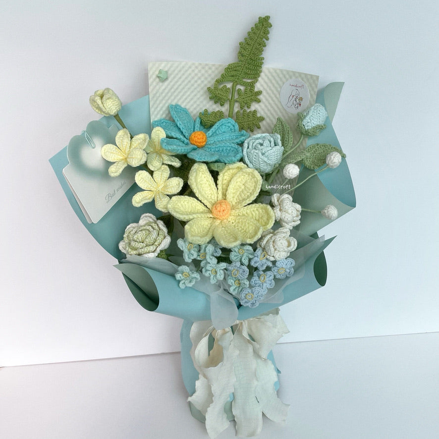 handicroft handmade crochet blue & green flower bouquet wind & bloom