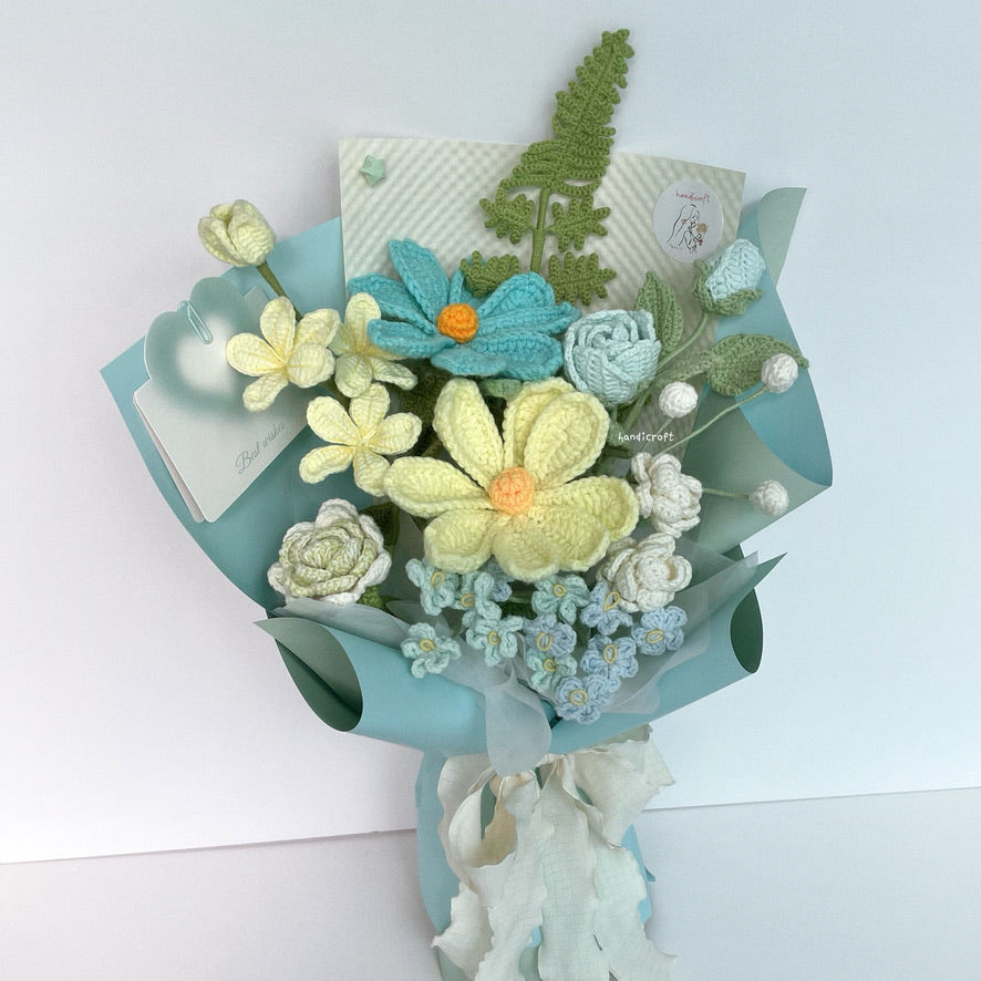handicroft handmade crochet blue & green flower bouquet wind & bloom