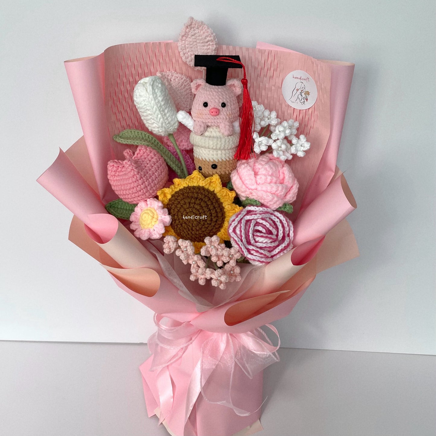handicroft handmade crochet bubble tea pig flower bouquet piggy's pearls & petals