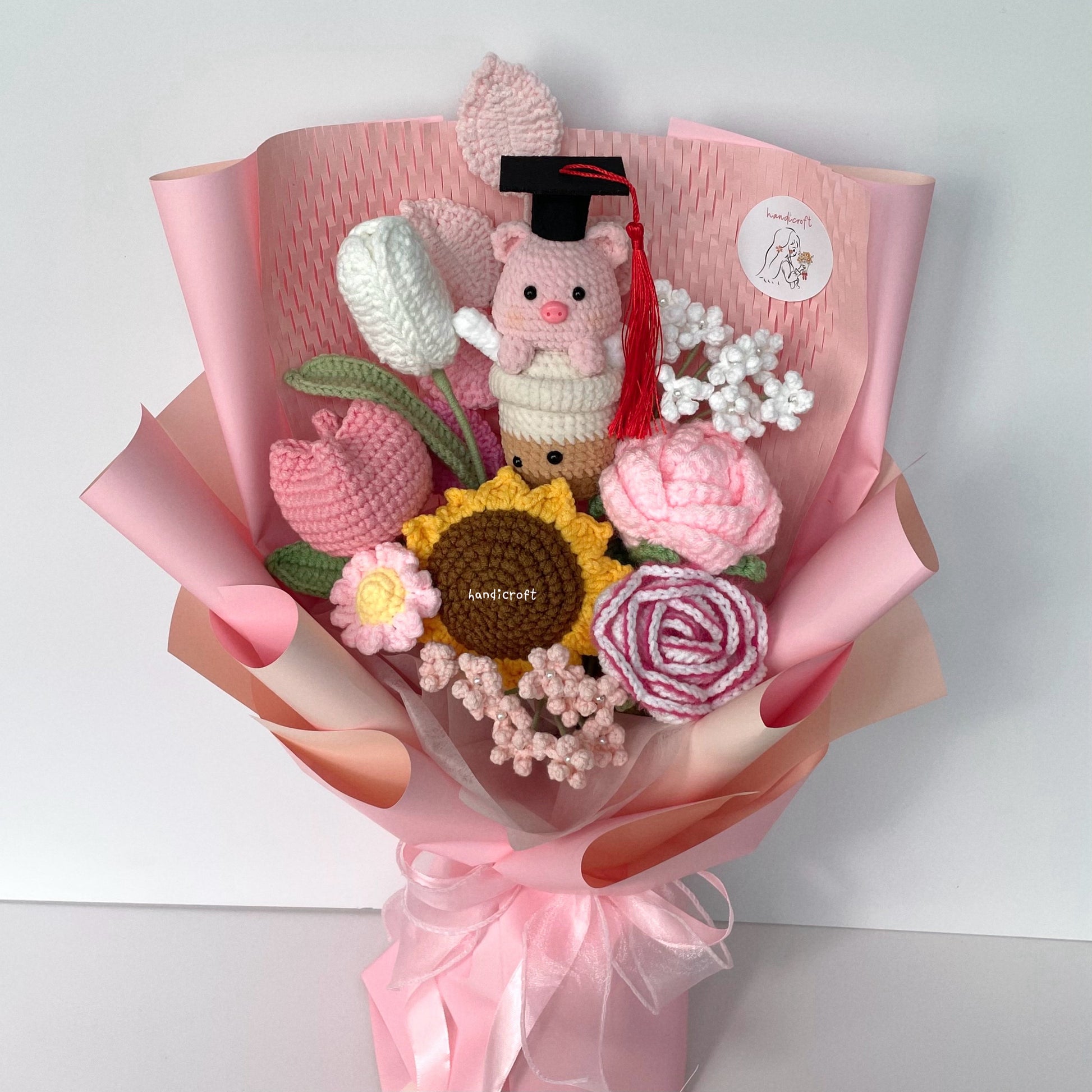 handicroft handmade crochet bubble tea pig flower bouquet piggy's pearls & petals