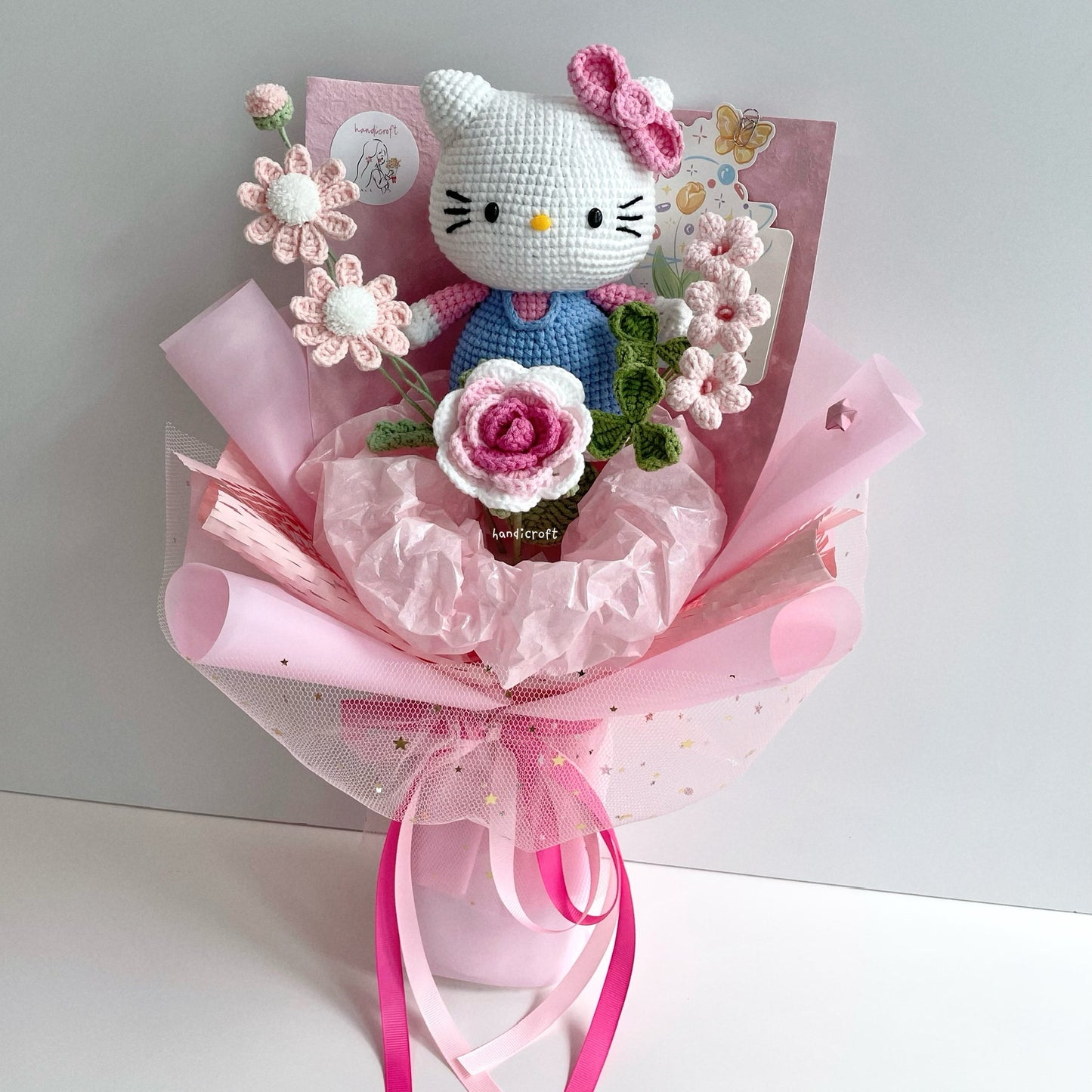 handicroft handmade crochet chubby kitty flower bouquet sweet bow spring light blue pink bow pink
