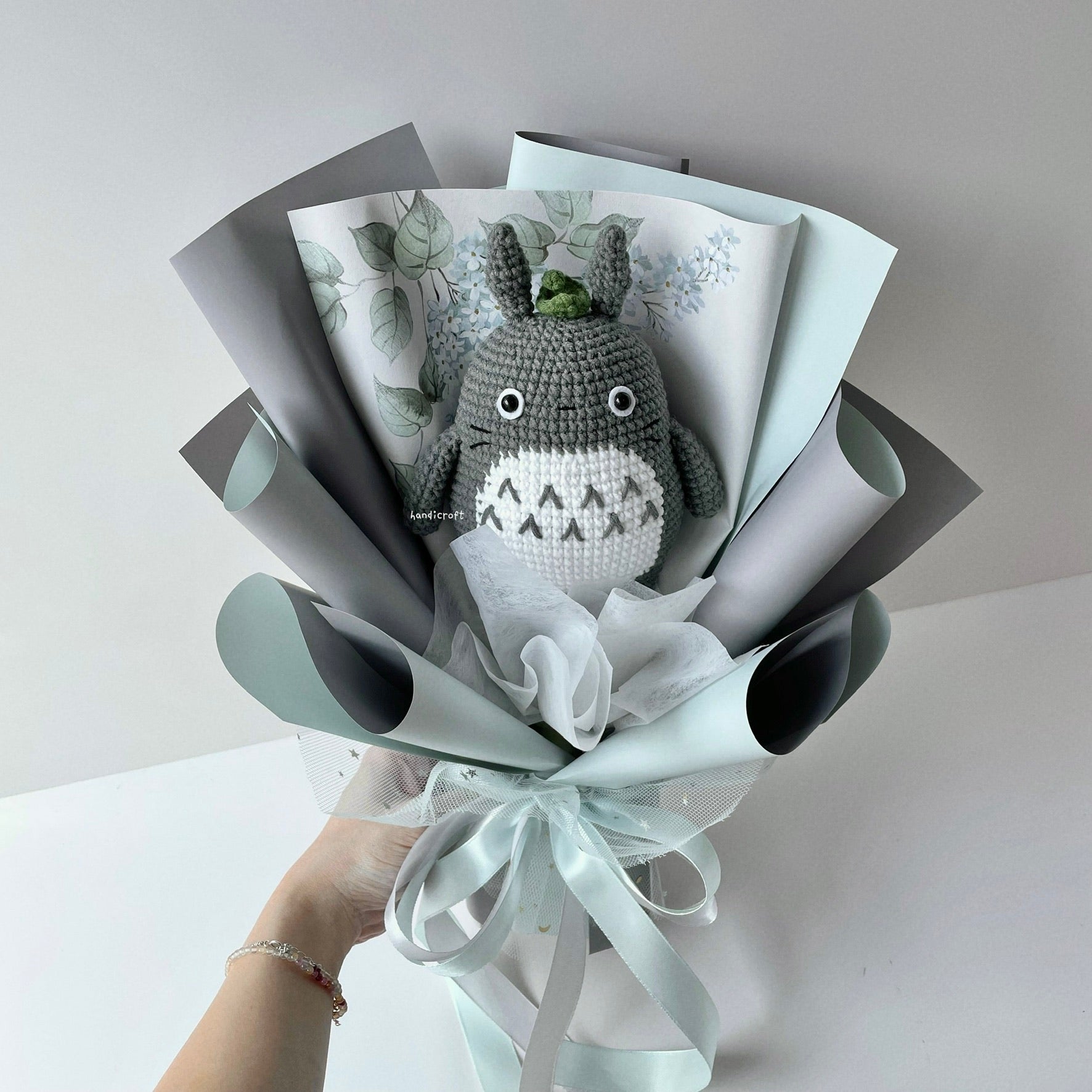 handicroft handmade crochet chubby studio ghibli totoro flower bouquet