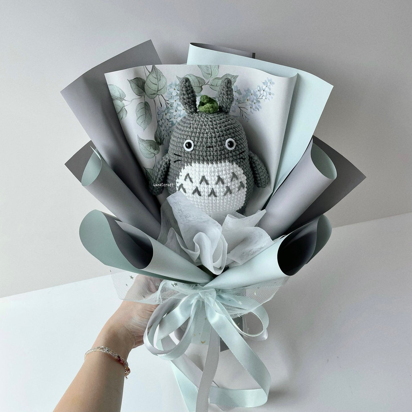 handicroft handmade crochet chubby studio ghibli totoro flower bouquet