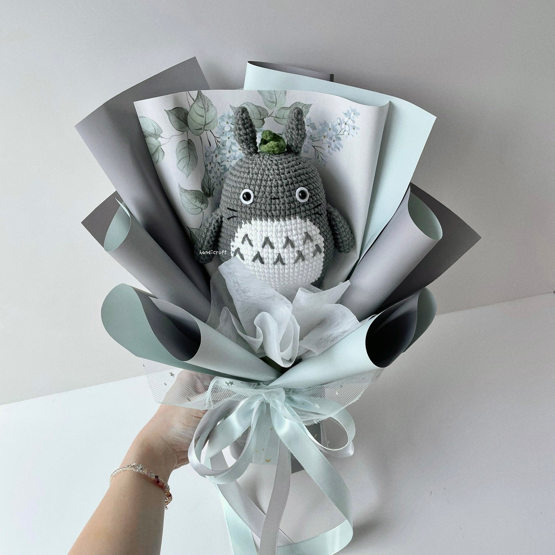 handicroft handmade crochet chubby studio ghibli totoro flower bouquet