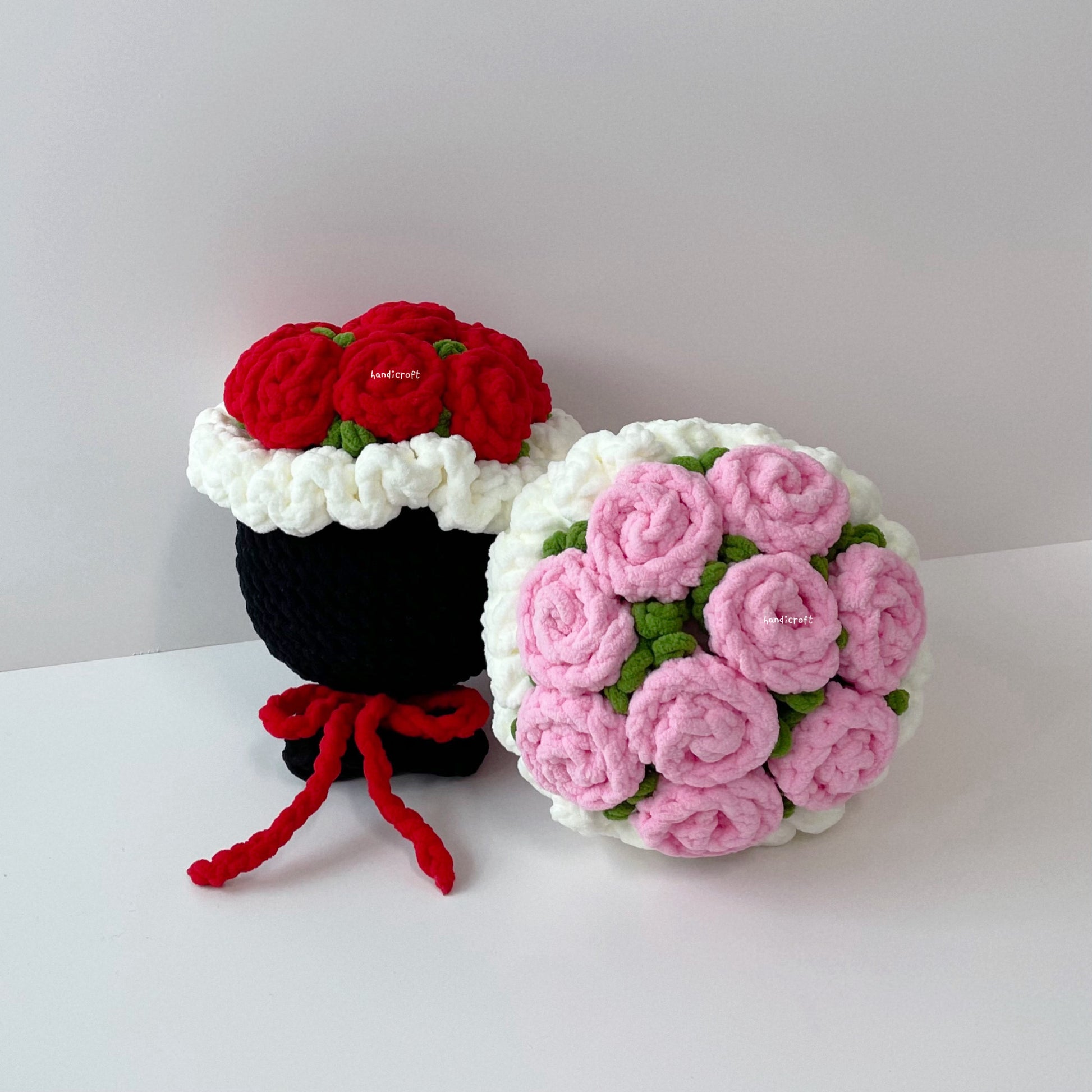 handicroft handmade crochet chunky flower bouquet chunky charm rose pink black