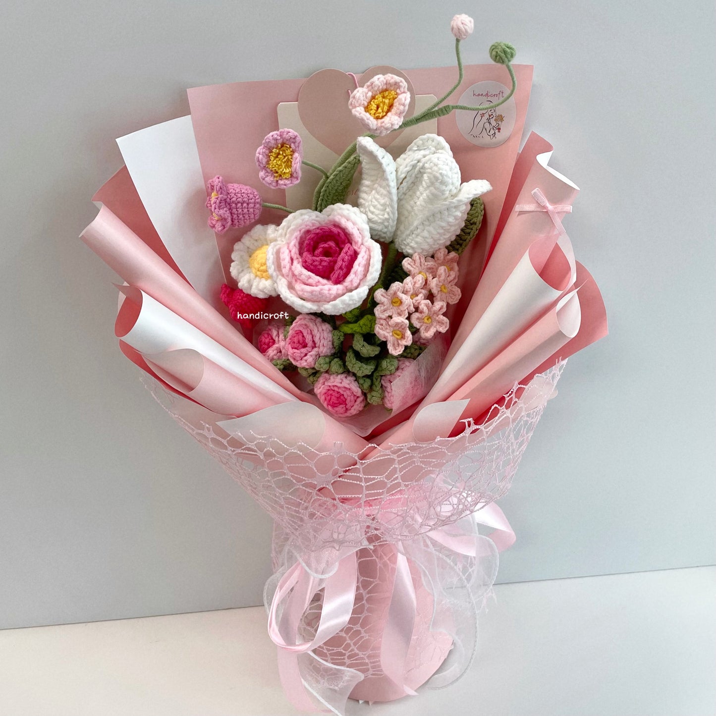 handicroft handmade crochet flower bouquet in 7 colours sweetie pink