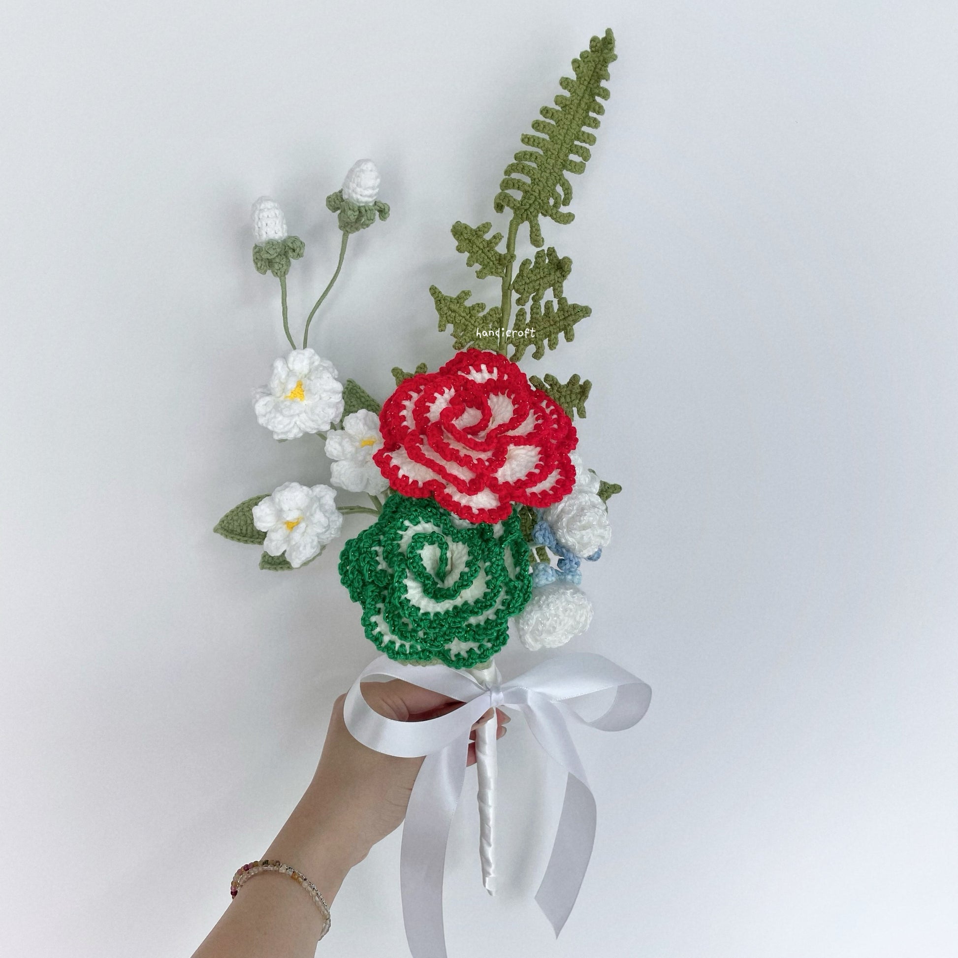handicroft handmade crochet flower bouquet sparkle & bloom