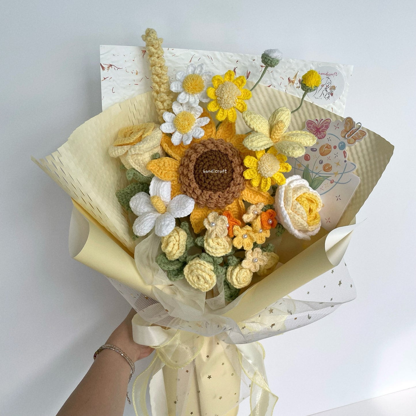 handicroft handmade crochet flower bouquet summer's letter 3 colours yellow