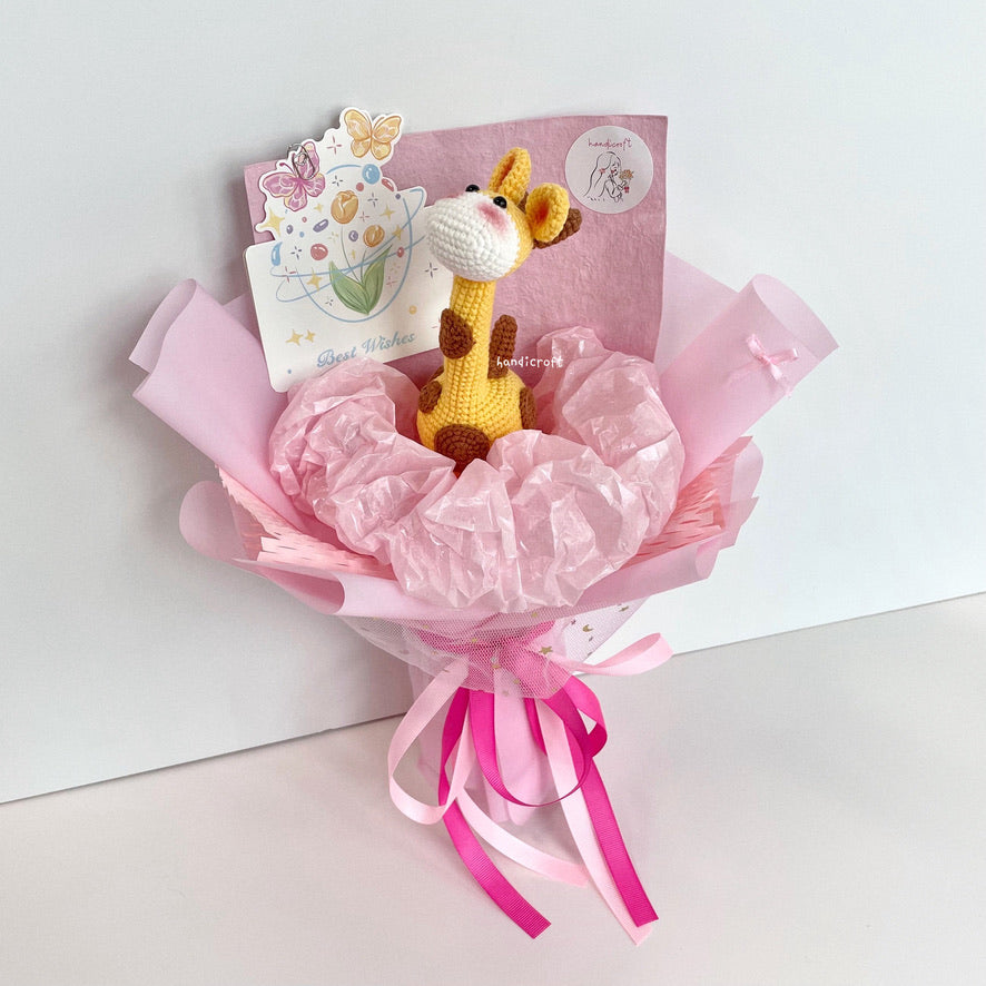 handicroft handmade crochet giraffe animal amigurumi flower bouquet giraffe in bloom pink