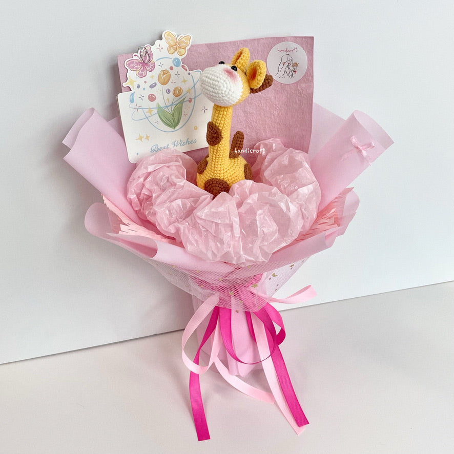 handicroft handmade crochet giraffe animal amigurumi flower bouquet giraffe in bloom pink