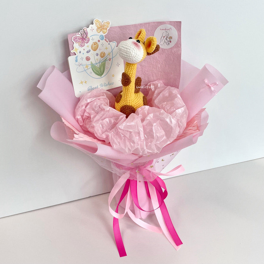 handicroft handmade crochet giraffe animal amigurumi flower bouquet giraffe in bloom pink