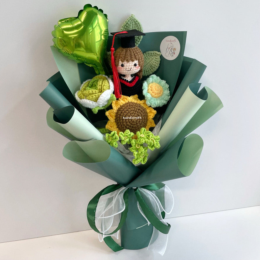 handicroft handmade crochet graduation flower bouquet celebrate blossoms green #6 half body long hair girl