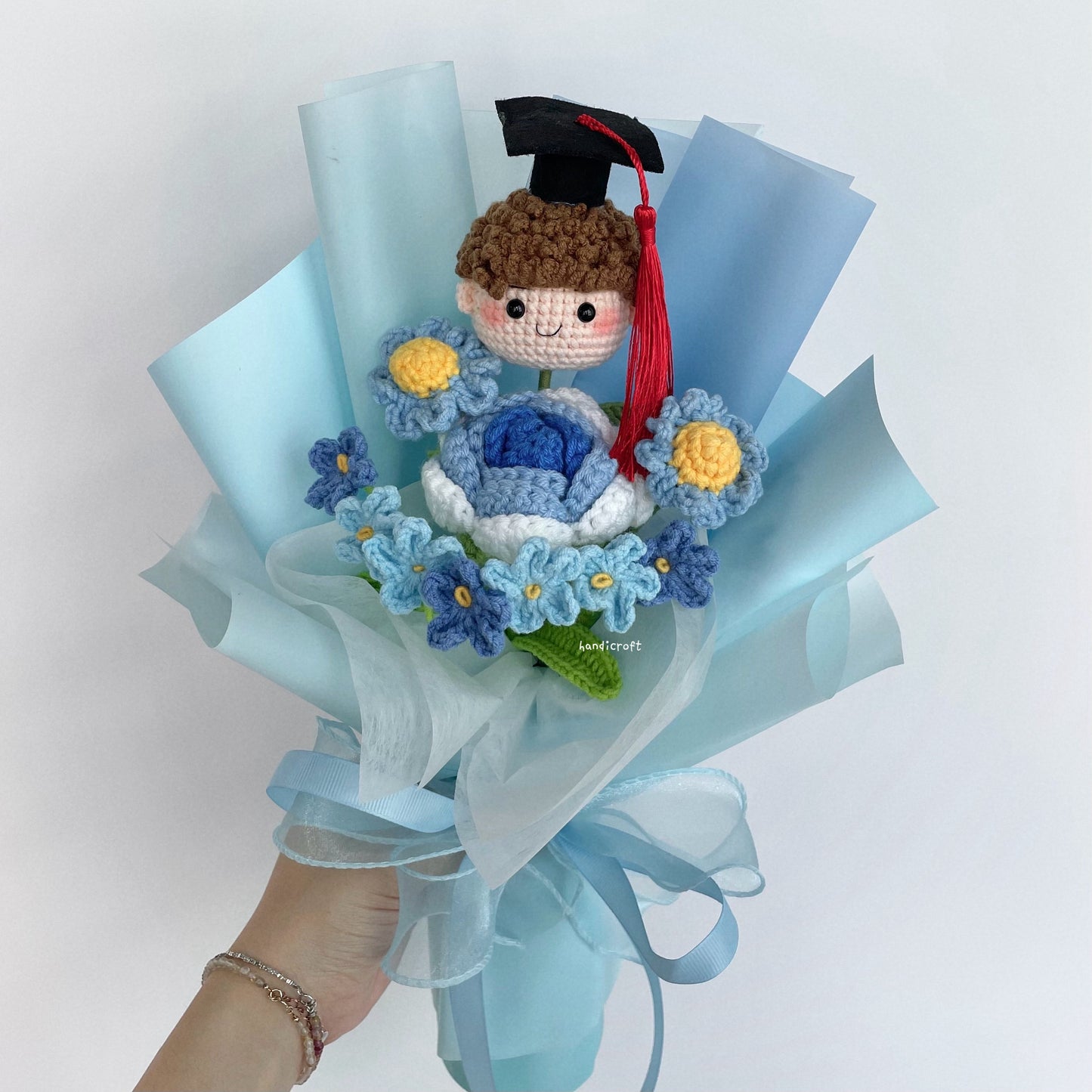 handicroft handmade crochet graduation flower bouquet mini milestone