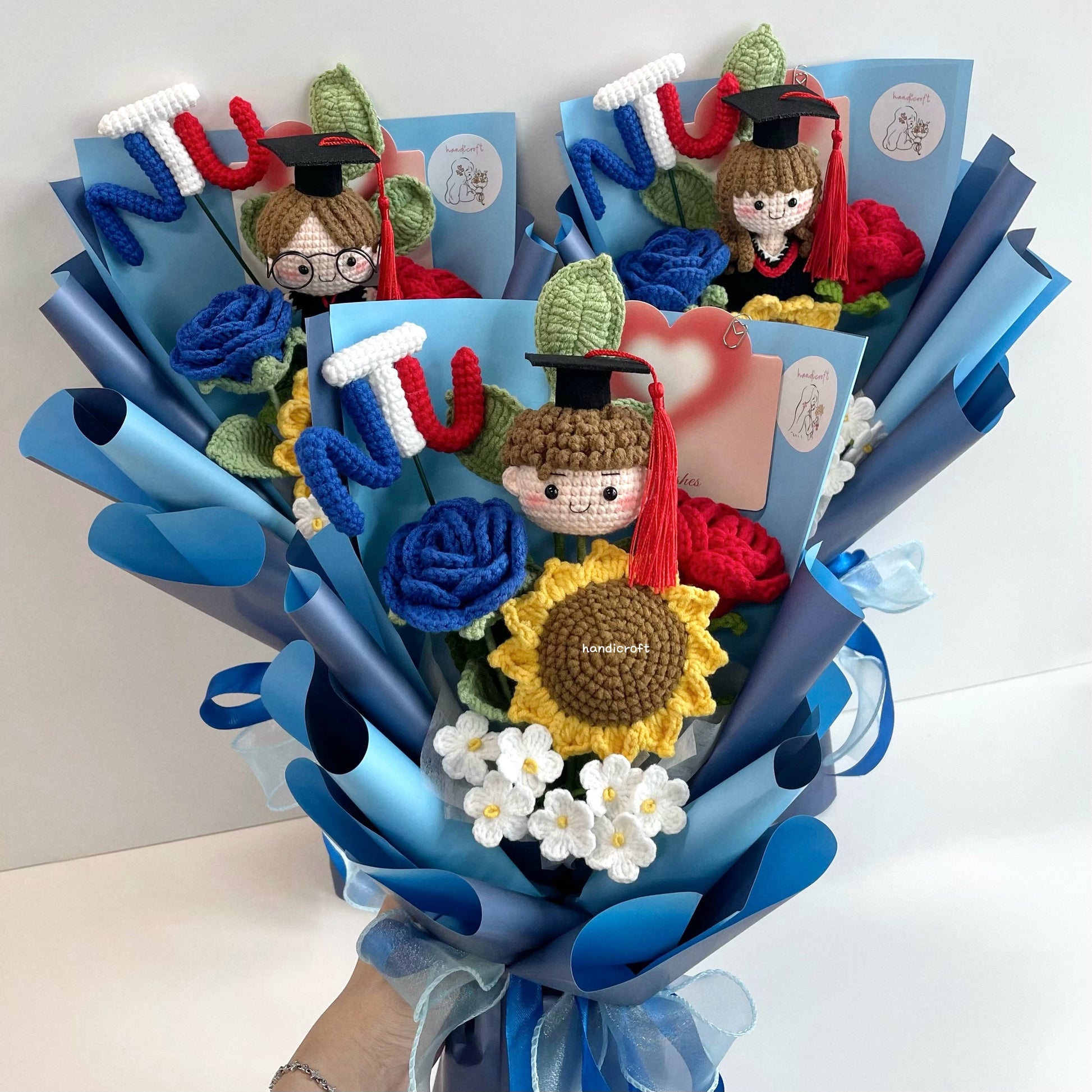 handicroft handmade crochet graduation special flower bouquet NTU special blooms NTU colour theme