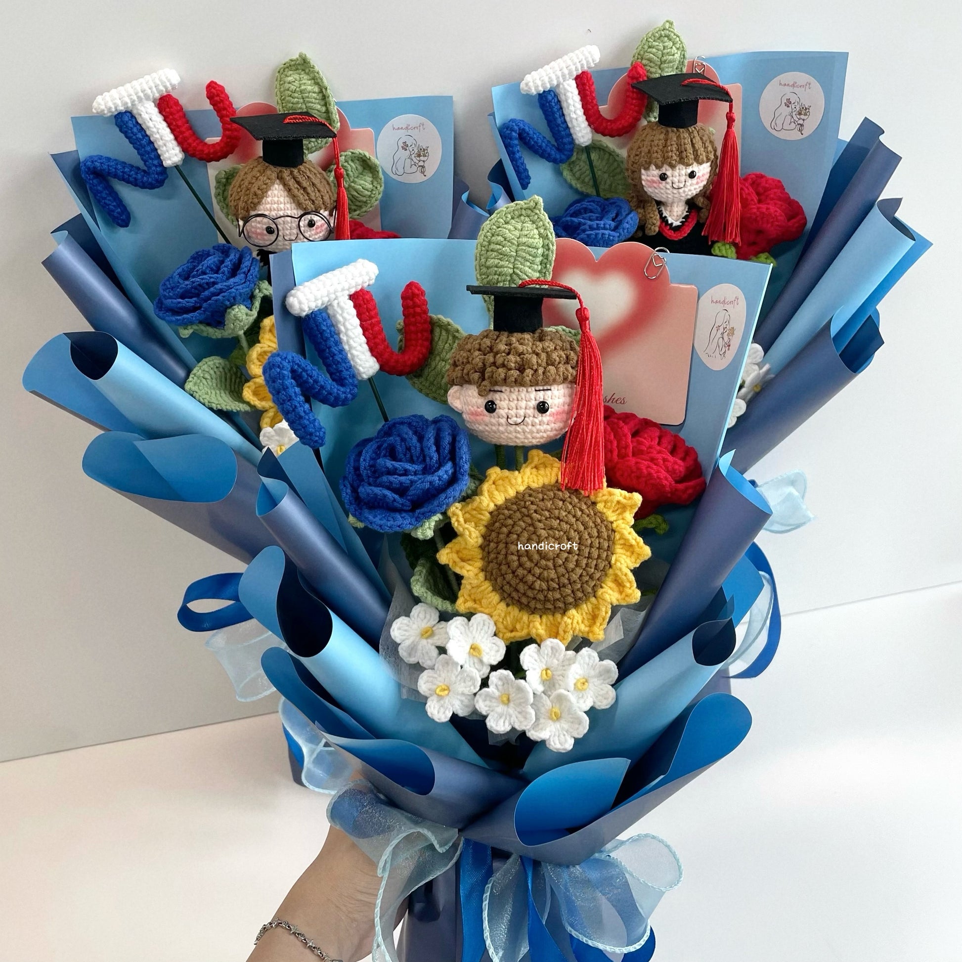 handicroft handmade crochet graduation special flower bouquet NTU special blooms NTU colour theme