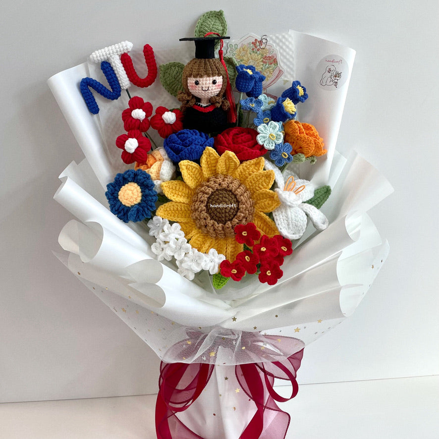 handicroft handmade crochet graduation special flower bouquet NTU special blooms garden edition