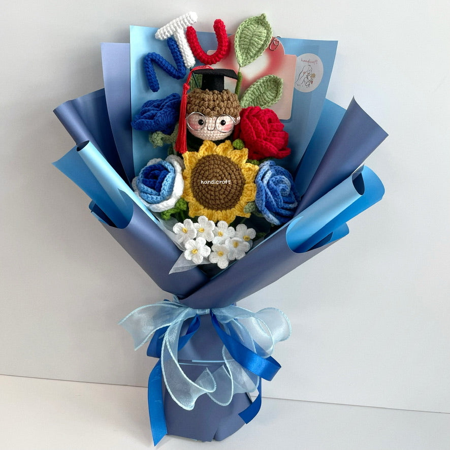handicroft handmade crochet graduation special flower bouquet NTU special blooms plus