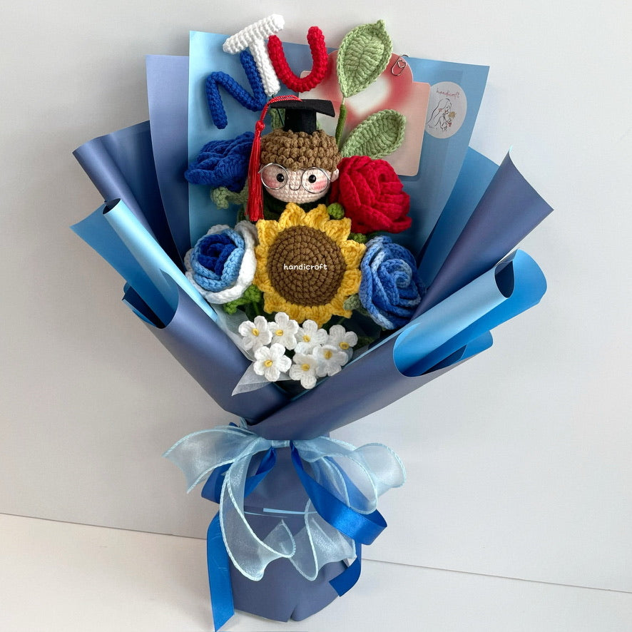 handicroft handmade crochet graduation special flower bouquet NTU special blooms plus