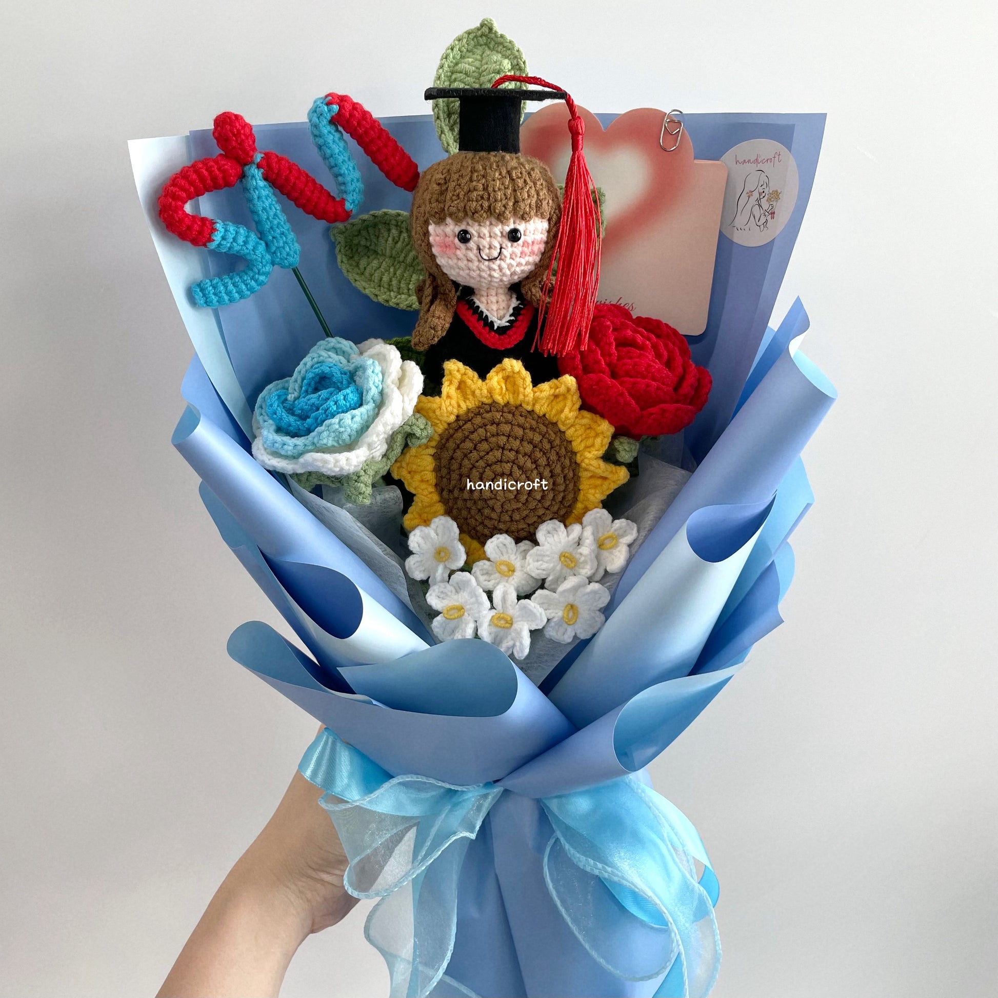 handicroft handmade crochet graduation special flower bouquet SIM special blooms