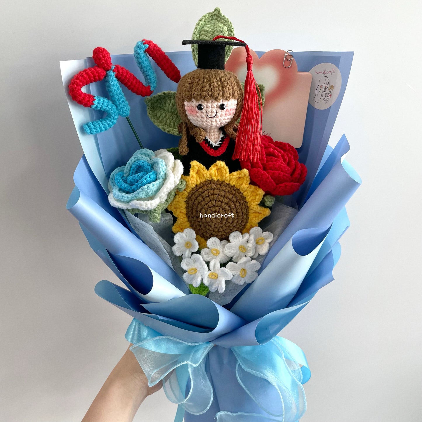 handicroft handmade crochet graduation special flower bouquet SIM special blooms