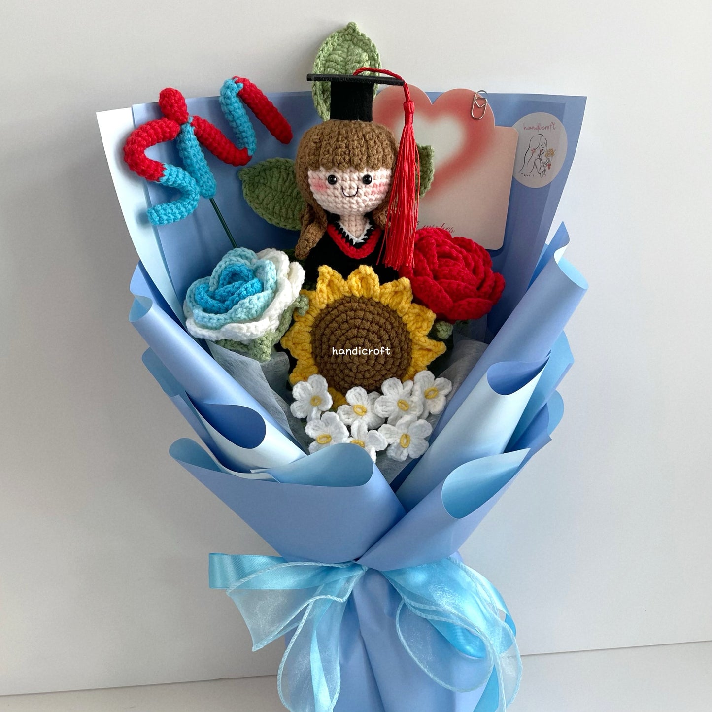 handicroft handmade crochet graduation special flower bouquet SIM special blooms