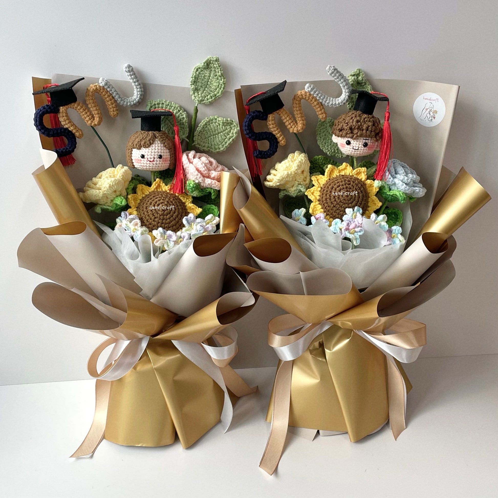 handicroft handmade crochet graduation special flower bouquet SMU special blooms