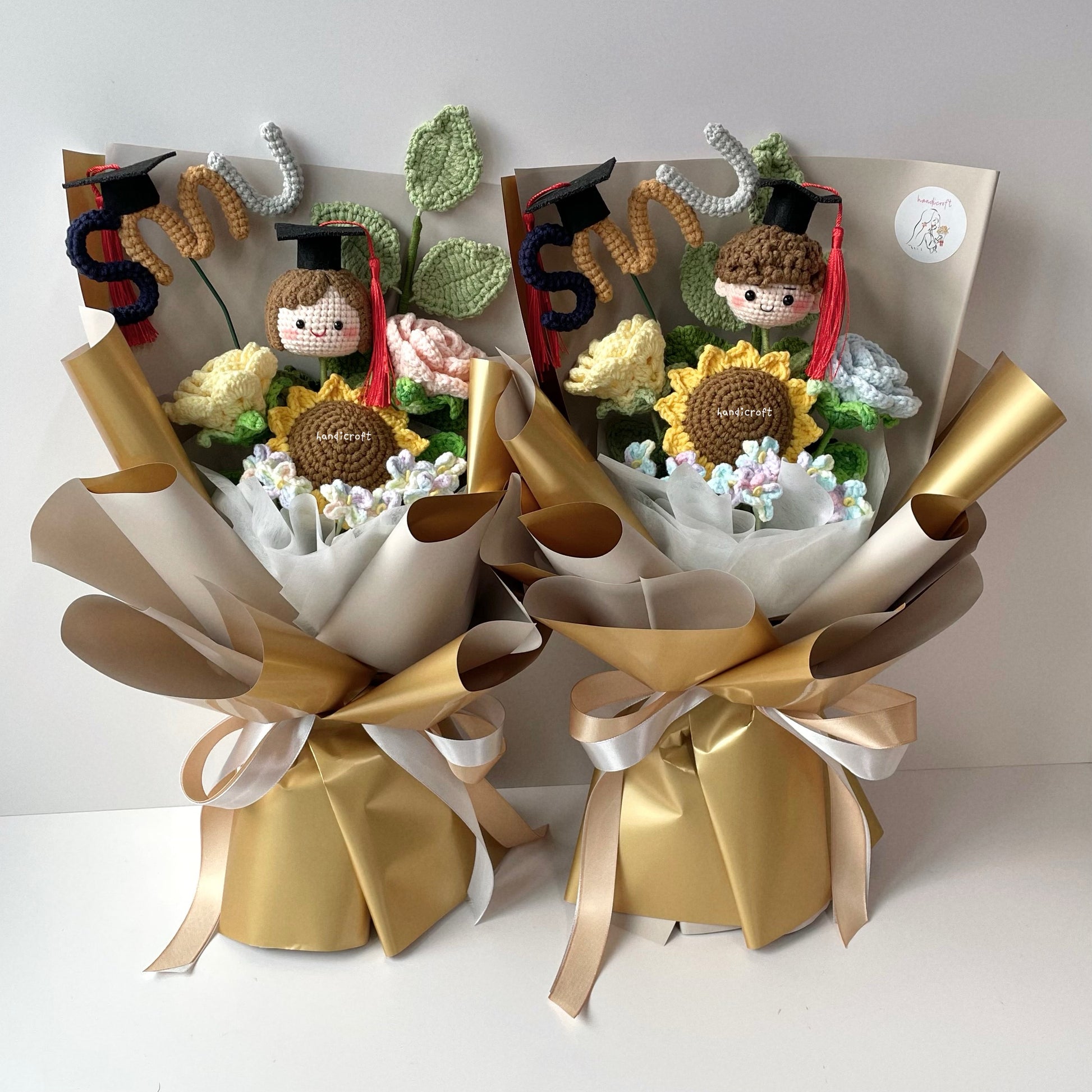 handicroft handmade crochet graduation special flower bouquet SMU special blooms