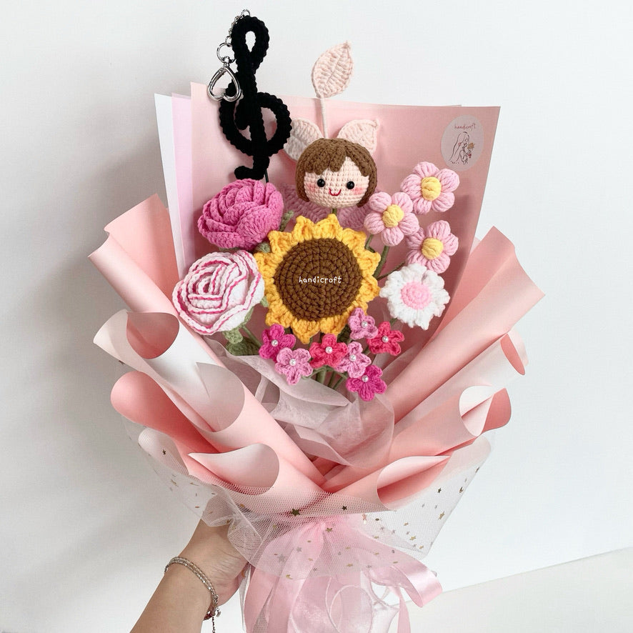 handicroft handmade crochet graduation special flower bouquet symphony of success girl graduate in pink